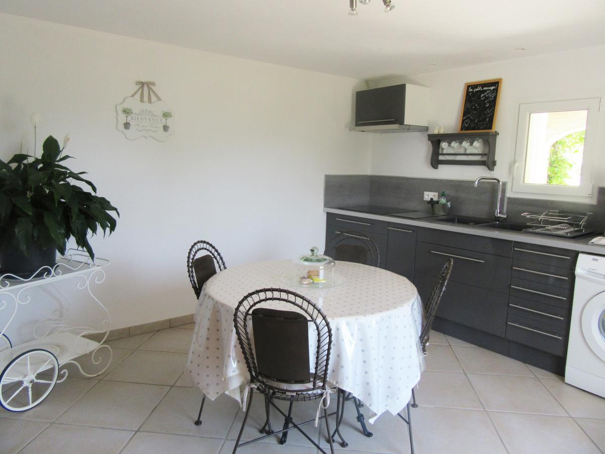 Le Grand Barsan Apartment Vaison-la-Romaine Exterior photo